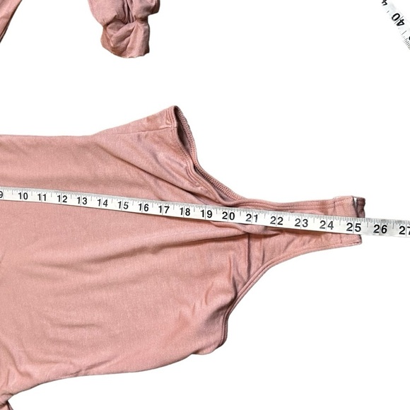 Lulu's Kaylene Blush V-Neck Balloon Sleeve Bodysuit - Picture 12 of 12